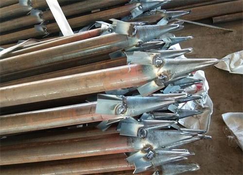 双桥管棚钢花管